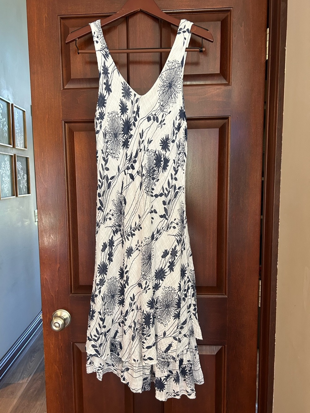 Made in Italy Floral Dress Blue/ White Sleeveless Ruffle Hem Boho size Est. S/M